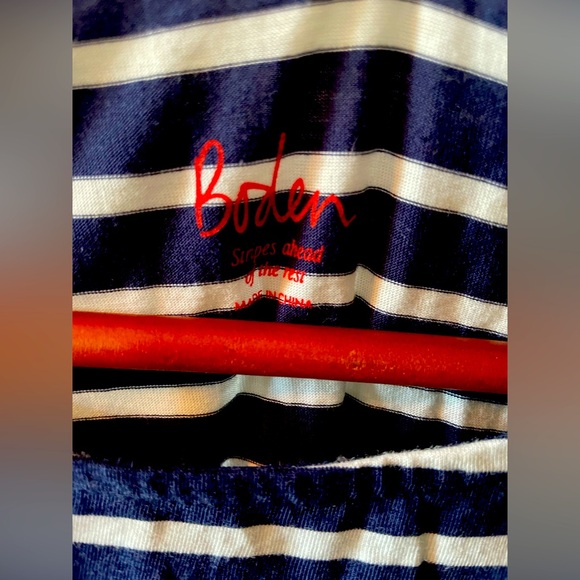 Boden Reindeer tshirt - Picture 2 of 3